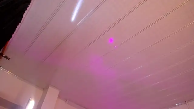 Snapshot of Tiarha chatting on January 2025 10:51:02 AM Tiarha online show from January 2025 10:51:02 AM