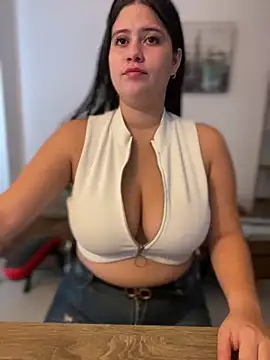 Snapshot of Natalia_Cleark09 chatting on March 2025 03:29:02 PM Natalia Cleark09 online show from March 2025 03:29:02 PM