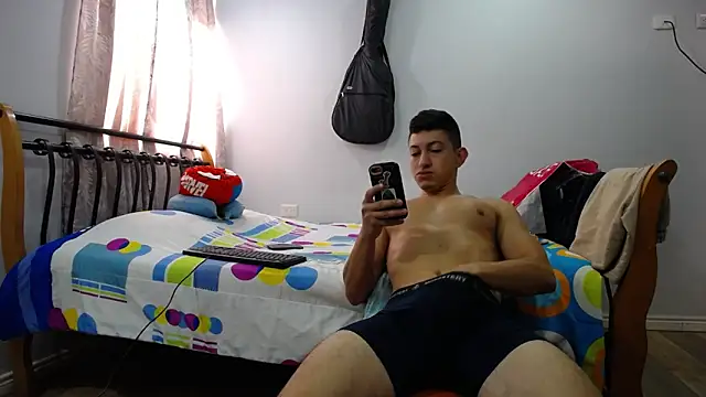 Snapshot of Iam_yourbabyprincess_XD chatting on January 2025 03:12:02 PM Iam yourbabyprincess XD online show from January 2025 03:12:02 PM