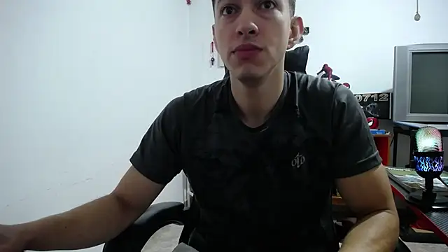 Snapshot of Iam_yourbabyprincess_XD chatting on February 2026 07:40:01 PM Iam yourbabyprincess XD online show from February 2026 07:40:01 PM