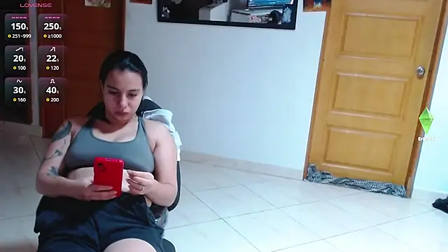 Tiffany prettygirl online show from November 2025 02:45:01 AM