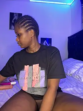 Snapshot of t-Booty_risky_ chatting on December 2024 09:08:02 PM t-Booty risky online show from December 2024 09:08:02 PM