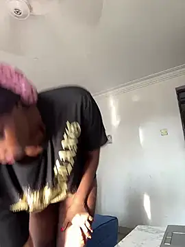 Snapshot of t-Booty_risky_ chatting on February 2025 02:09:02 PM t-Booty risky online show from February 2025 02:09:02 PM