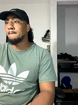 yosoy enzo2020 online show from October 2025 03:17:01 AM