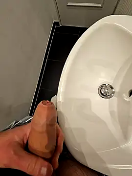 Snapshot of thesmiledoc chatting on January 2025 10:24:01 PM thesmiledoc online show from January 2025 10:24:01 PM