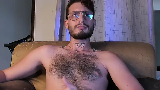 Snapshot of axel_giracr chatting on March 2025 10:54:01 PM axel giracr online show from March 2025 10:54:01 PM