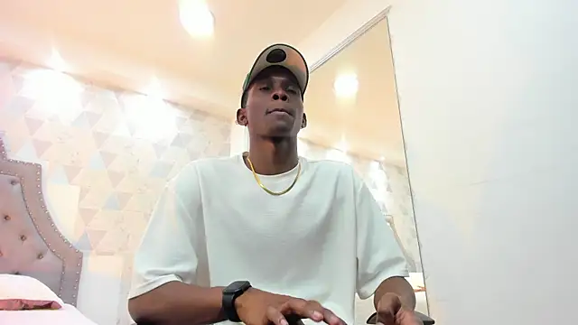 JacksonMuller  online show from January 2025 02:17:02 PM