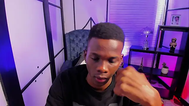 JacksonMuller  online show from October 2025 01:23:02 PM