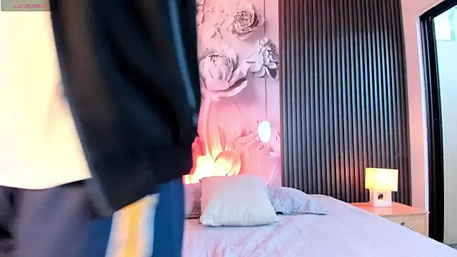 JacksonMuller  online show from January 2026 01:48:01 PM