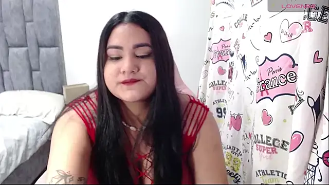 Alicelunaa online show from July 2026 03:43:01 PM
