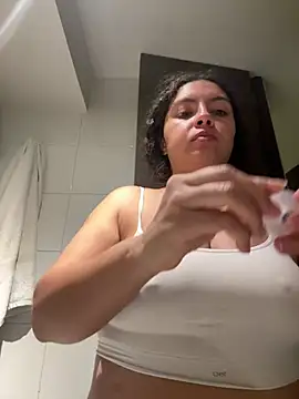 Nathcurly  online show from February 2026 02:49:01 AM