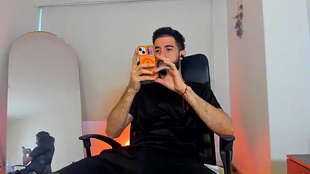 Snapshot of Your__hero1 chatting on October 2025 01:01:02 PM Your hero1 online show from October 2025 01:01:02 PM