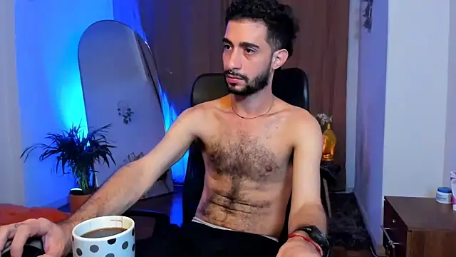 Snapshot of Your__hero1 chatting on November 2025 12:38:02 AM Your hero1 online show from November 2025 12:38:02 AM