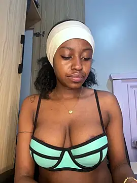 hot daily online show from October 2025 02:25:01 PM