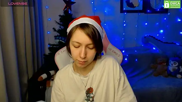 Snapshot of LeahGottty chatting on December 2024 02:23:02 PM LeahGottty online show from December 2024 02:23:02 PM