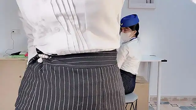 Mono-Stewardesss online show from January 2026 02:41:02 PM