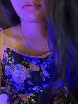 Sexy-Varsha online show from March 2025 02:02:02 PM