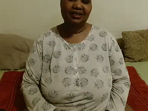 Snapshot of ThickSexyMelons chatting on September 2025 07:41:02 PM ThickSexyMelons online show from September 2025 07:41:02 PM