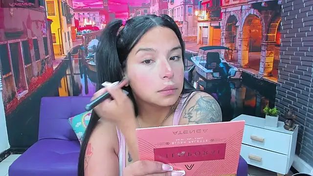 Snapshot of Small_naughty_ chatting on December 2025 01:42:01 PM Small naughty online show from December 2025 01:42:01 PM