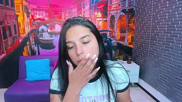 Snapshot of Small_naughty_ chatting on February 2026 03:52:02 PM Small naughty online show from February 2026 03:52:02 PM