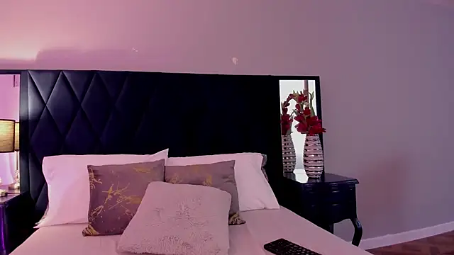 KattyPortman online show from February 2025 04:31:01 AM