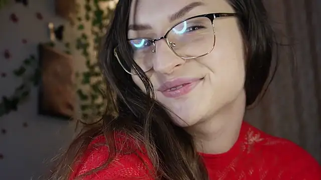 NaughtYHomemadE online show from February 2025 04:26:01 PM