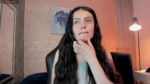 Snapshot of magic_fernanda chatting on December 2024 09:35:01 PM magic fernanda online show from December 2024 09:35:01 PM