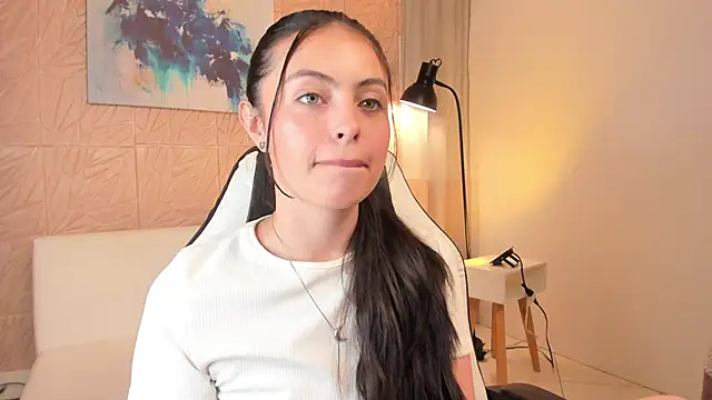 Snapshot of magic_fernanda chatting on January 2025 09:11:02 PM magic fernanda online show from January 2025 09:11:02 PM