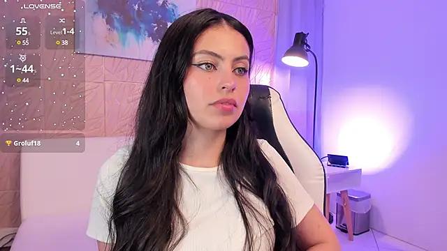 Snapshot of magic_fernanda chatting on January 2025 10:51:02 PM magic fernanda online show from January 2025 10:51:02 PM