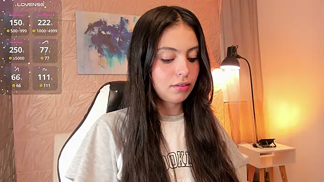 Snapshot of magic_fernanda chatting on February 2025 02:54:01 PM magic fernanda online show from February 2025 02:54:01 PM