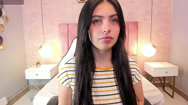 Snapshot of magic_fernanda chatting on March 2025 08:27:02 PM magic fernanda online show from March 2025 08:27:02 PM