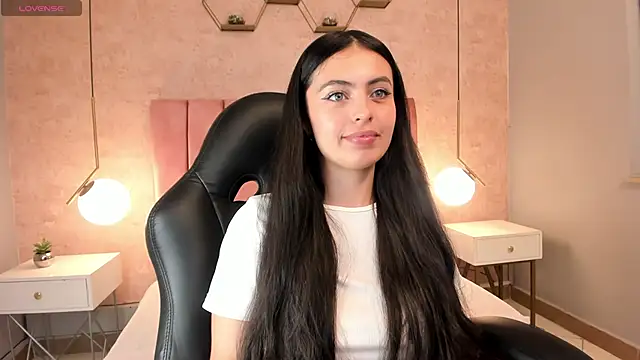 Snapshot of magic_fernanda chatting on March 2025 11:16:02 PM magic fernanda online show from March 2025 11:16:02 PM