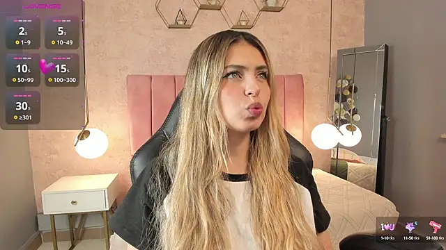 Snapshot of magic_fernanda chatting on September 2025 09:40:02 PM magic fernanda online show from September 2025 09:40:02 PM