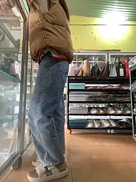 Snapshot of Rosa_998 chatting on December 2024 03:18:02 AM Rosa 998 online show from December 2024 03:18:02 AM