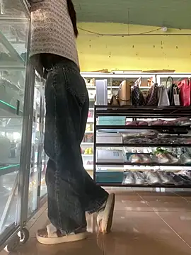 Snapshot of Rosa_998 chatting on January 2025 01:09:02 AM Rosa 998 online show from January 2025 01:09:02 AM