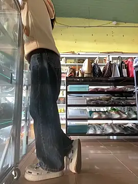 Snapshot of Rosa_998 chatting on January 2025 01:10:01 AM Rosa 998 online show from January 2025 01:10:01 AM