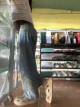 Snapshot of Rosa_998 chatting on January 2025 12:54:01 AM Rosa 998 online show from January 2025 12:54:01 AM