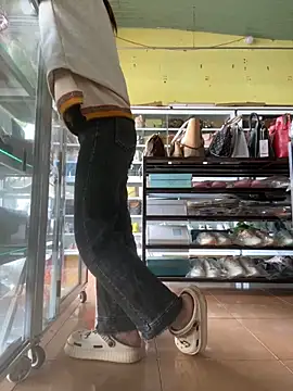 Snapshot of Rosa_998 chatting on January 2025 01:25:02 AM Rosa 998 online show from January 2025 01:25:02 AM