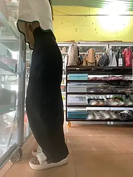 Snapshot of Rosa_998 chatting on January 2025 09:13:02 AM Rosa 998 online show from January 2025 09:13:02 AM