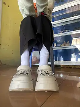 Snapshot of Rosa_998 chatting on February 2025 09:20:01 AM Rosa 998 online show from February 2025 09:20:01 AM