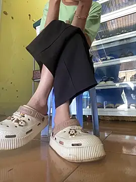 Snapshot of Rosa_998 chatting on February 2025 08:30:02 AM Rosa 998 online show from February 2025 08:30:02 AM