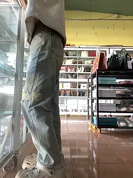 Snapshot of Rosa_998 chatting on February 2025 01:14:02 AM Rosa 998 online show from February 2025 01:14:02 AM