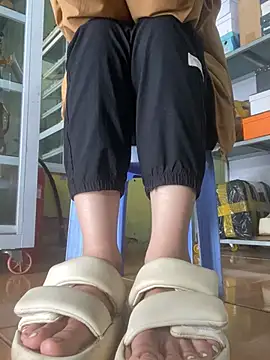 Snapshot of Rosa_998 chatting on February 2025 02:04:01 AM Rosa 998 online show from February 2025 02:04:01 AM