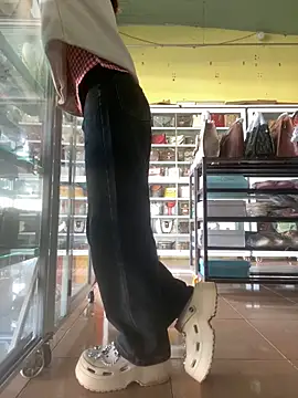 Snapshot of Rosa_998 chatting on March 2025 12:59:01 AM Rosa 998 online show from March 2025 12:59:01 AM