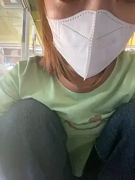 Snapshot of Rosa_998 chatting on March 2025 01:25:02 AM Rosa 998 online show from March 2025 01:25:02 AM