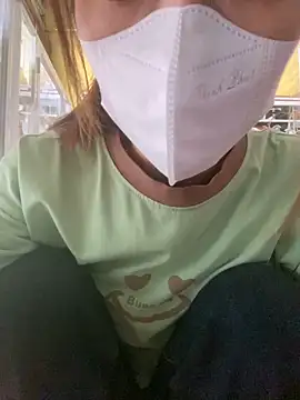 Snapshot of Rosa_998 chatting on March 2025 01:09:02 AM Rosa 998 online show from March 2025 01:09:02 AM