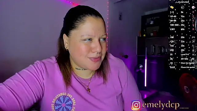 Snapshot of mariana_maze chatting on June 2026 06:31:01 AM mariana maze online show from June 2026 06:31:01 AM