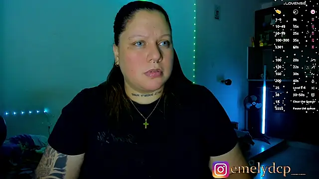 Snapshot of mariana_maze chatting on June 2026 03:53:02 AM mariana maze online show from June 2026 03:53:02 AM