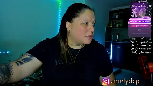 Snapshot of mariana_maze chatting on June 2026 04:59:02 AM mariana maze online show from June 2026 04:59:02 AM