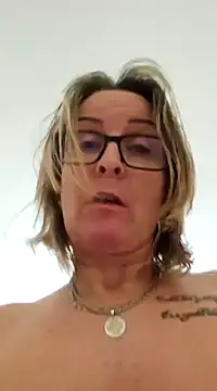 Steffi45 online show from December 2024 08:44:01 PM